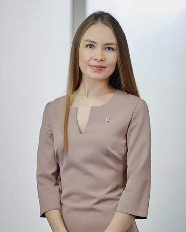 Фото руководителя по связям с общественностью Анны Александровны